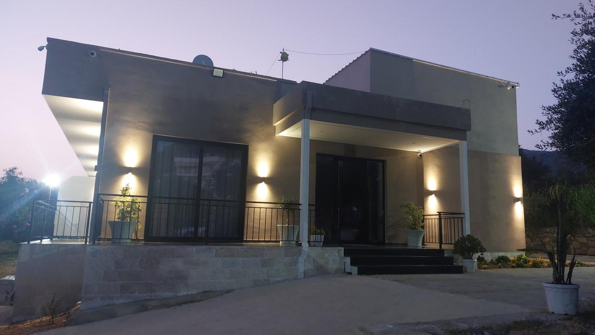 Hotel Mezzanine Bay Himarë Exterior foto