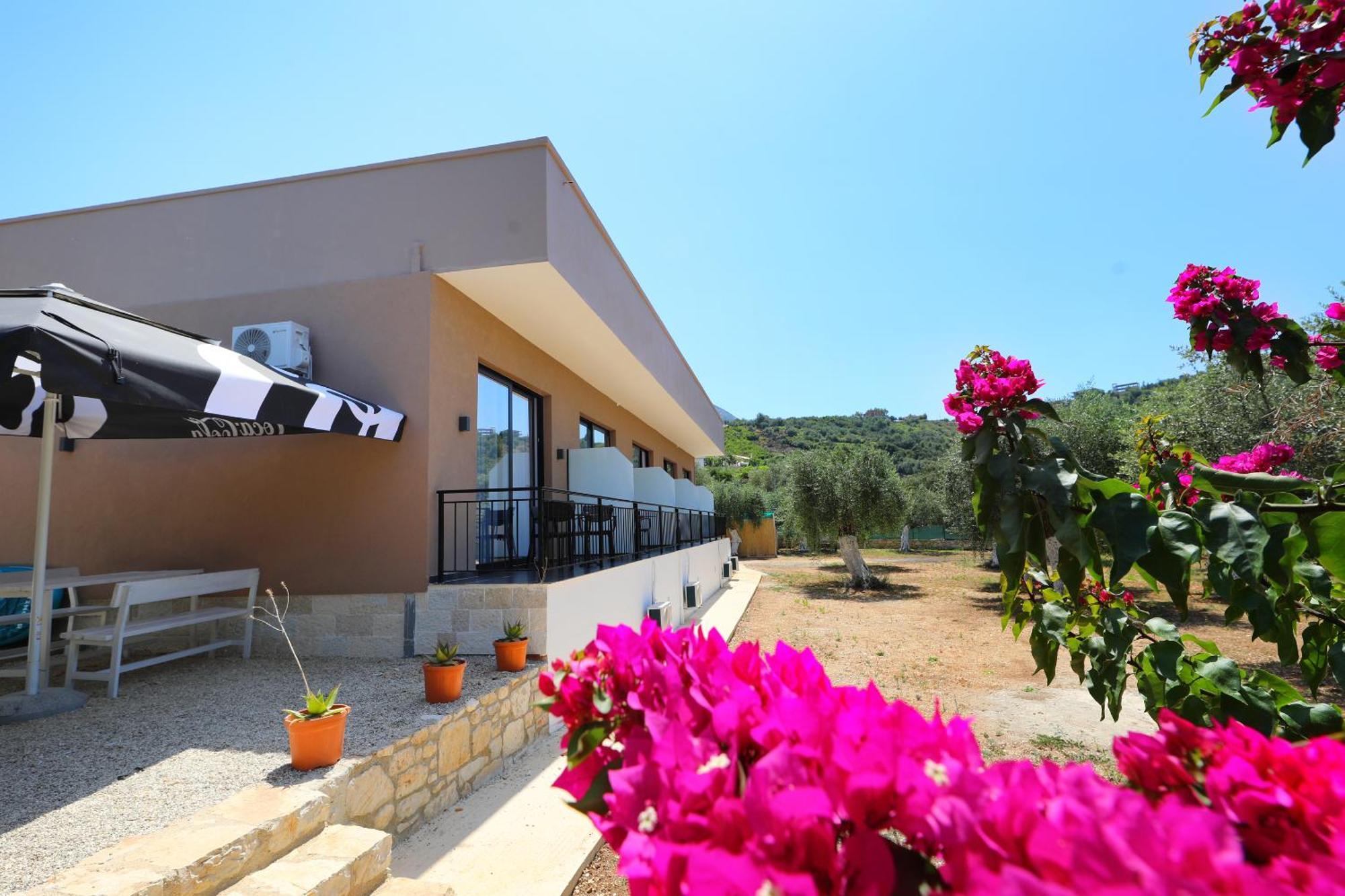 Hotel Mezzanine Bay Himarë Exterior foto