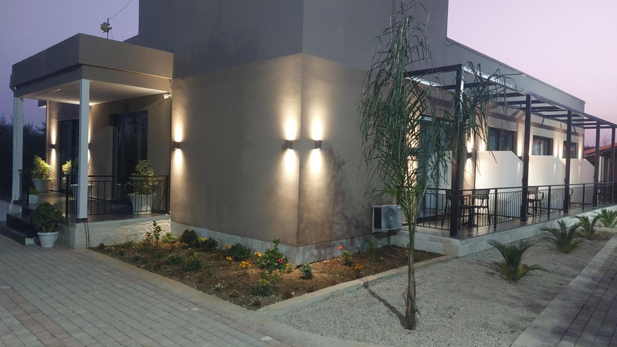 Hotel Mezzanine Bay Himarë Exterior foto